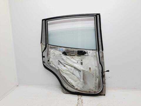 Foto 2ª: Puerta Trasera Izquierda Daewoo Tacuma SE 105CV 77KW [A16DMS] (2003)