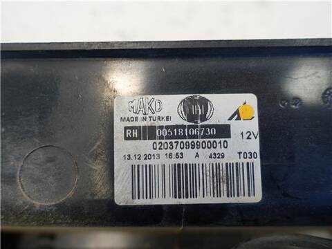 Foto 3ª: Piloto Trasero Derecho Fiat Doblo 1.3 D MULTIJET 90CV 66KW [263 A2.000] (2014)