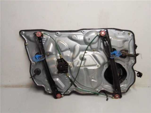 Foto 2ª: Elevalunas Eléctrico Delantero Derecho Fiat Croma 2.2 16V MPI DYNAMIC [2.2 LTR. - 108 KW 16V CAT] [194 A 1000 (GASOLINA)]