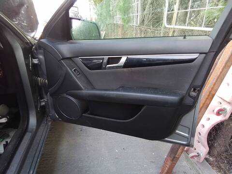 Tapizados Cartoneras Mercedes Clase C 160 C 180 T CDI BLUEEFFICIENCY 204.200) 120CV 88KW FAMILIAR