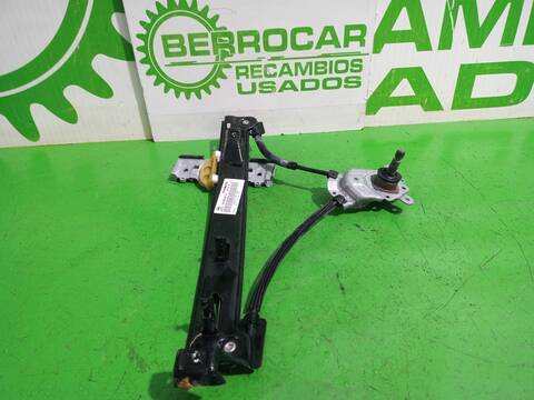 Foto 3ª: Elevalunas Manual Trasero Izquierdo Seat Ibiza EMOCION 60CV 44KW [CGPB] (2010)