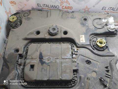 Foto 3ª: Deposito de Combustible Citroen C3 FEEL 102CV 75KW [YH01] (2020)