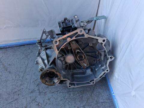 Caja Cambios Volkswagen Golf 1.6 102CV 75KW