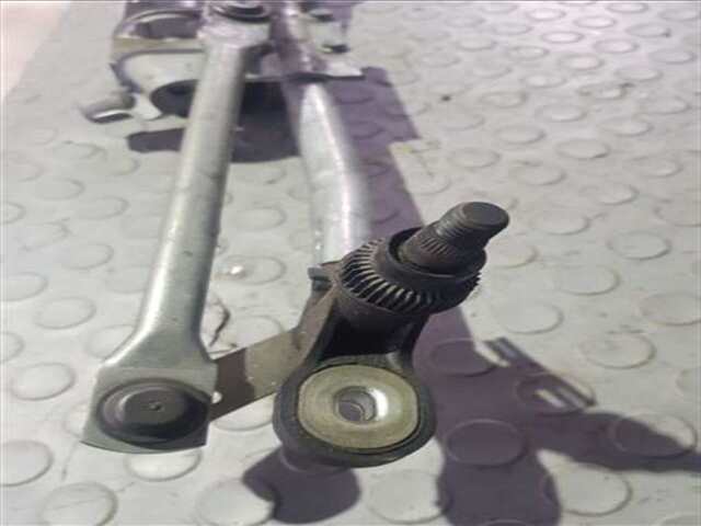 Foto 2ª: Motor Limpia Delantero Bmw Serie 1 114 2.0 118D [2.0 LTR. - 90 KW 16V DIESEL CAT] [M47N 204 D4]