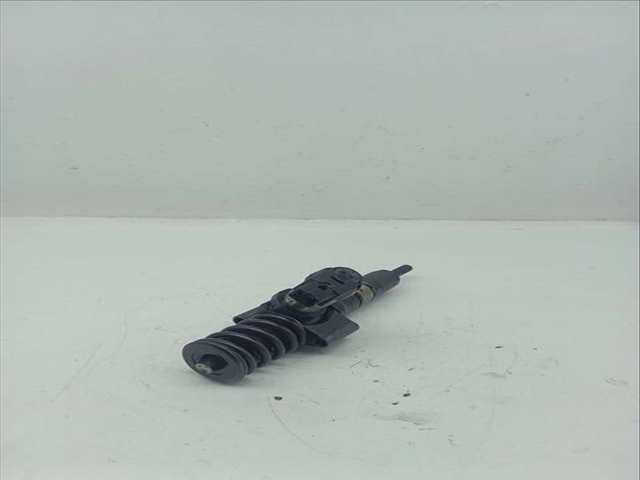 Foto 3ª: Inyectores Volkswagen Passat HIGHLINE 140CV 103KW [BKP] (2006)