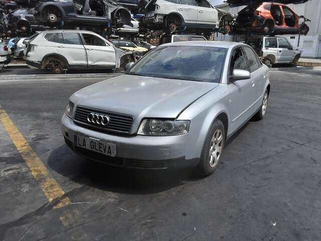 Foto 1ª: Mangueta Delantera Izquierda Audi A4 1.9 TDI 130CV AVANT BERLINA [AWX] (2001)