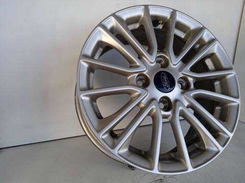 Foto 3ª: LLanta Aleacion Ford Ka ULTIMATE 86CV 63KW [BIKE] (2019)