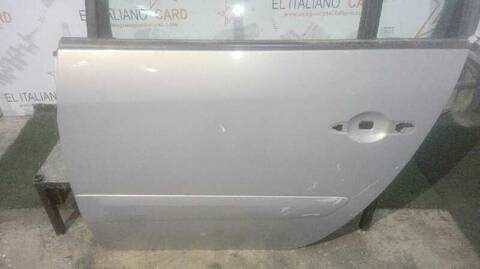 Foto 2ª: Puerta Trasera Izquierda Renault Espace 177CV 130KW