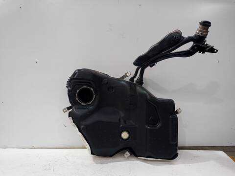 Foto 3ª: Deposito de Combustible Volkswagen Passat ADVANCE BLUEMOTION 105CV 77KW [CAYC] (2011)