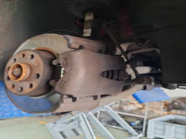 Pinza Freno Delantera Derecho Volkswagen Golf 1.6 TDI 105CV 77KW