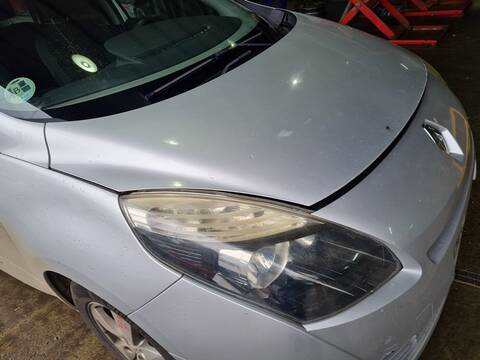 Foto 3ª: Capot Renault Scenic GRAND DYNAMIQUE 131CV 96KW [F9Q872] (2009)