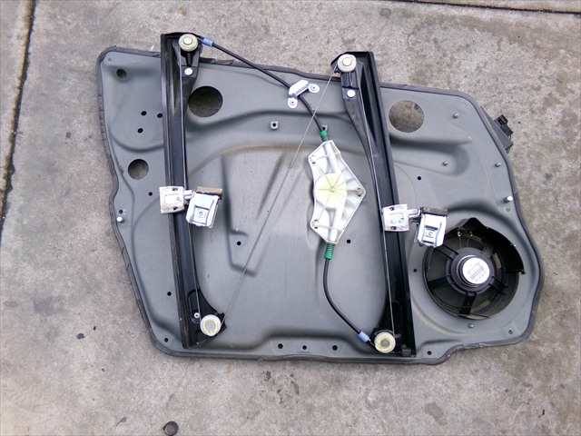 Foto 2ª: Elevalunas Eléctrico Delantero Derecho Mercedes Clase B 200 2.0 CDI W245,2005-2008 [640941] (2006)