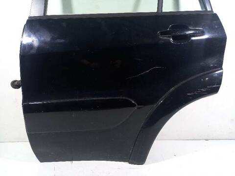 Foto 2ª: Puerta Trasera Izquierda Toyota Rav4 2.0 D-4D EXECUTIVE 4X4 2003 ) 116CV 85KW [1CD-FTV]