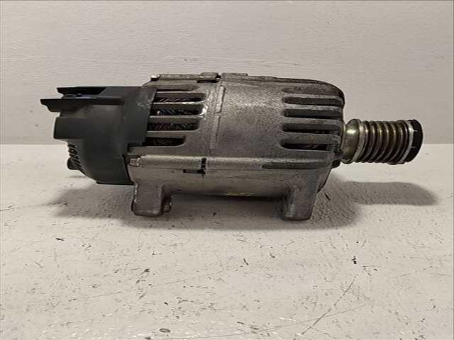 Foto 2ª: Alternador Renault Megane LIMITED 1 BLUE DCI DIESEL FAP 116CV [K9K876] (2015)