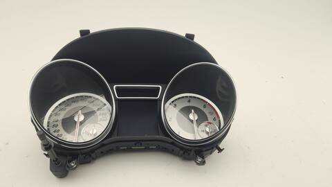Foto 3ª: Cuadro de Instrumentos Mercedes Clase G 230 GLA 200 CDI - D 156.908) 136CV 100KW [651.930] (2018)