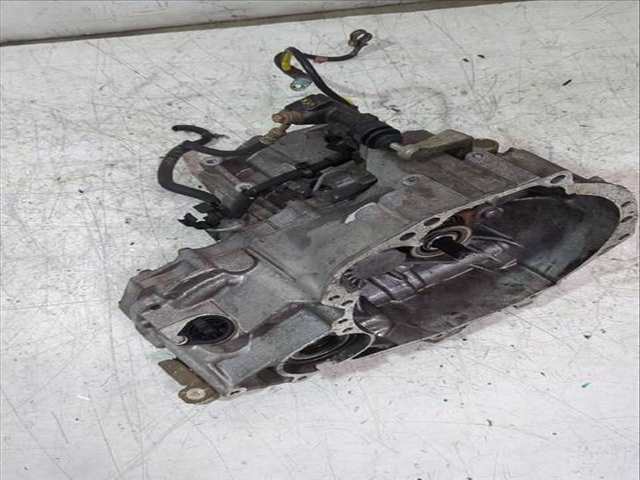 Foto 2ª: Caja Cambios Nissan Primera 1.6 109CV [QG16DE] (2002)