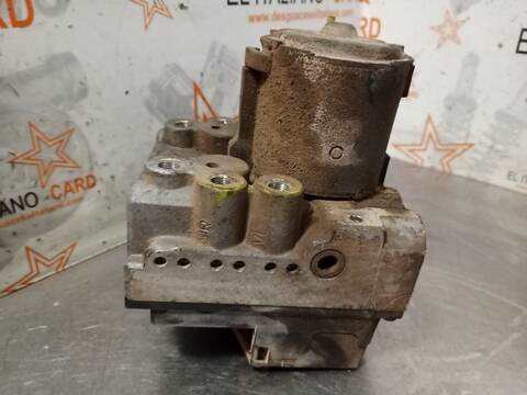 Foto 3ª: Abs Audi A6 2.5 V6 24V TDI BERLINA 150CV 110KW (1997)