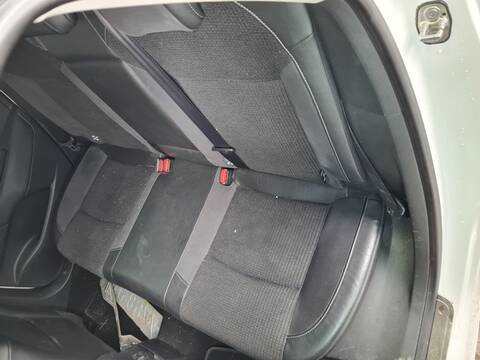 Foto 3ª: Asientos Traseros Citroen C4 EXCLUSIVE 112CV 82KW [9H05] (2011)