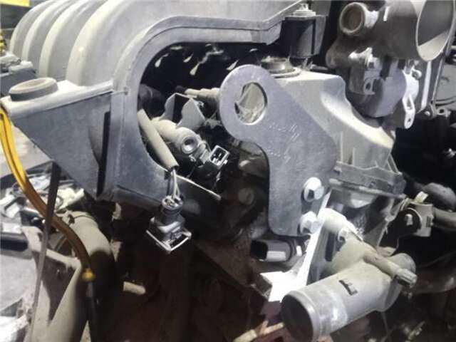 Foto 2ª: Culata Dacia Sandero 1.2 16V [D4F 732]