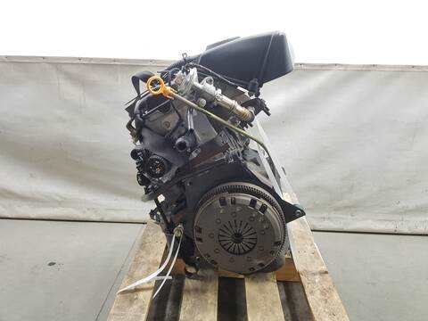 Foto 3ª: Motor Completo Volkswagen Polo TRENDLINE (1999)
