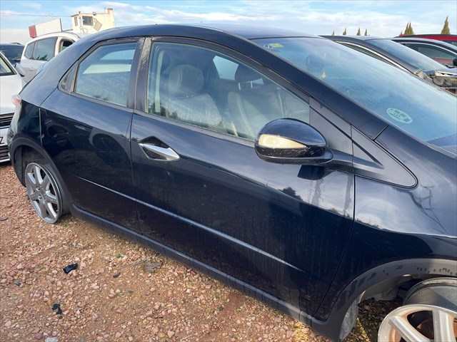 Foto 2ª: Puerta Delantera Derecha Honda Civic 2.2 CTDI 140cv [N22A2] (2007)