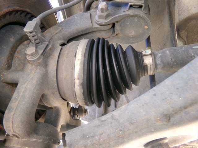 Transmision Delantera Derecha Kia Ceed 1.6 CRDI RANCHERA,2009-2012