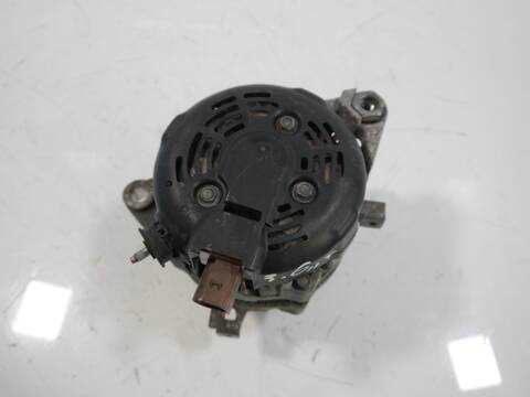 Foto 2ª: Alternador Toyota Hilux 2GD 150 CV 110KW [2GD-FTV] (2019)