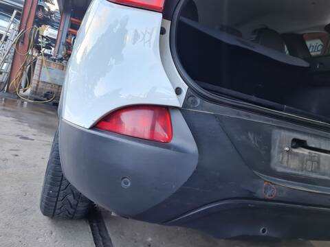 Foto 3ª: Paragolpes Trasero Renault Kadjar EXPERIENCE 110CV 81KW [K9KF646] (2016)