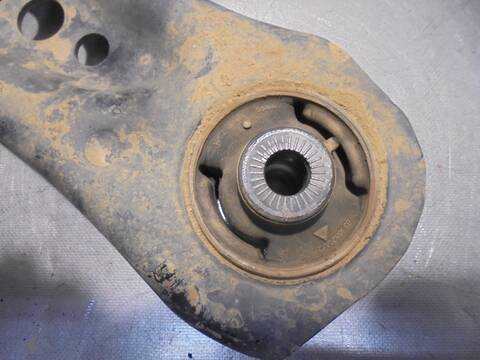 Foto 4ª: Brazo Suspension Delantero Izquierdo Seat Leon 1.2 TSI 105CV 77KW [CJZ] (2014)