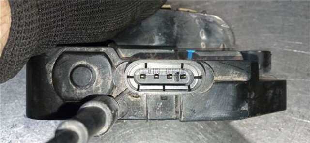 Foto 2ª: Cerradura Puerta Delantera Derecha Renault Scenic 1.9 AUTHENTIQUE [1.9 LTR. - 88 KW DCI DIESEL] (JM)(2003-_) [F9QB800]