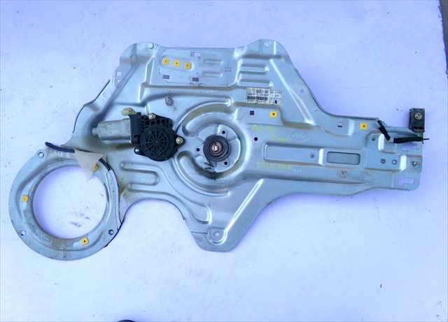 Elevalunas Eléctrico Delantero Derecho Kia Cerato 2.0 CRDI 2004-2009