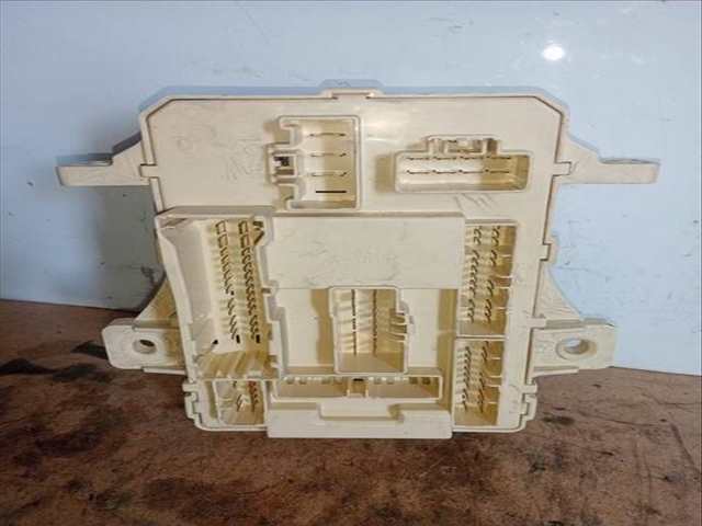 Foto 3ª: Caja Reles Fusibles Hyundai i30 CLASSIC 1 CRDI CAT 90CV (2007)