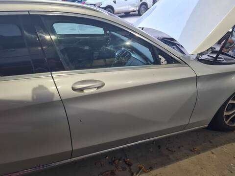Foto 1ª: Puerta Delantera Derecha Mercedes Clase C 160 C 350 T E 205.247) 279CV FAMILIAR [274920] (2015)