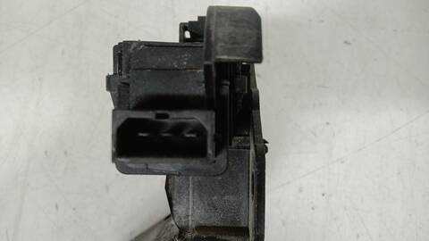 Foto 2ª: Cerradura Maletero Portón Audi A3 1.9 TDI AMBIENTE 110CV 81KW [AHF] (1998)