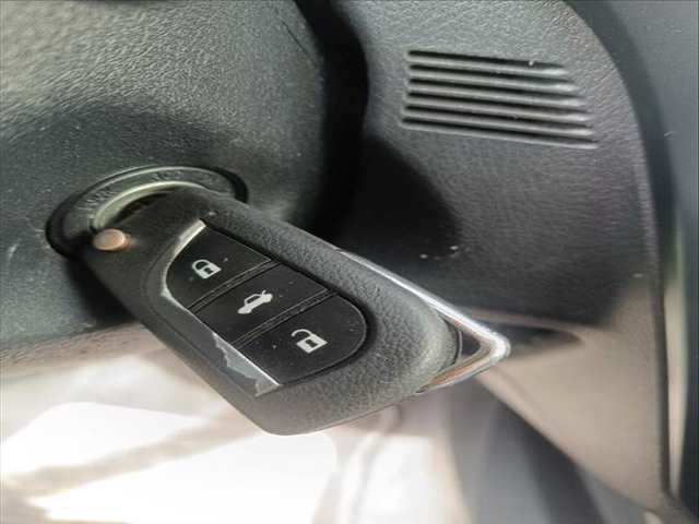 Antirrobo Toyota Avensis EXECUTIVE 143CV 105KW