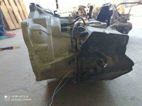 Foto 3ª: Caja Cambios Ford Fiesta TREND 82CV 60KW [SNJB] (2013)