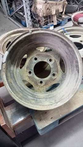 Foto 2ª: LLanta Chapa Land Rover Discovery 2.5 D 3P 300 TDI [18L] (1995)