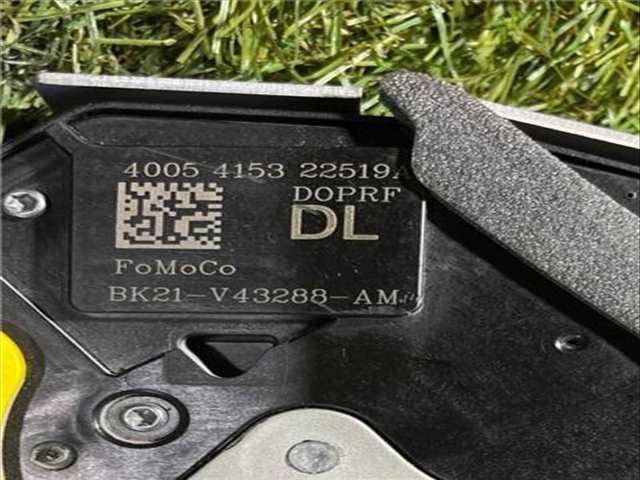 Foto 3ª: Cerradura Puerta Trasera Derecha Ford Transit 2.0 320 L1 TRANSIT TREND [2 0 LTR. - 96 KW TDCI CAT] 131CV [BKFA] (2019)