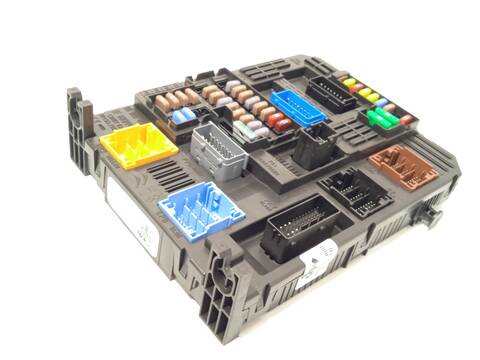 Caja Reles Fusibles Citroen C5 1.2 PURETECH 130 ARHNSJ) AIRCROSS 131CV 96KW