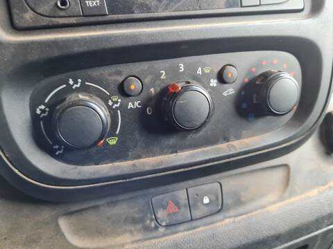 Mando Calefacción A. A. Renault Trafic AUTHENTIQUE 121CV