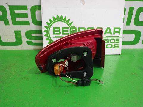 Foto 3ª: Piloto Trasero Derecho Seat Altea 1.9 TDI 105CV [BXE] (2006)