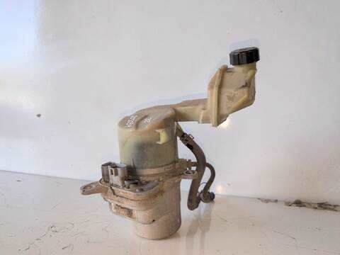 Bomba de Direccion Ford Fiesta HHJB