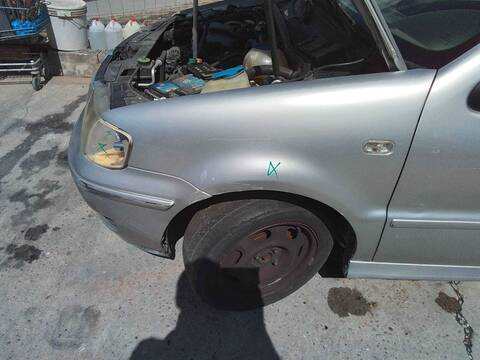 Foto 3ª: Aleta Delantera Izquierda Volkswagen Polo TRENDLINE BERLINA 75CV 55KW [AMF] (2000)