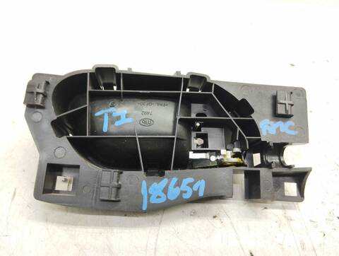 Foto 3ª: Maneta Interior Trasera Izquierda Citroen C4 BUSINESS 95CV 70KW [8F01] (2014)
