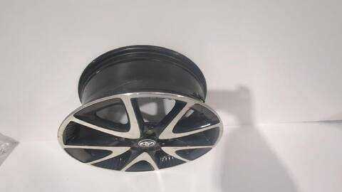 Foto 3ª: LLanta Chapa Toyota Yaris 1.5 HYBRID MXPH11) 92CV [M15A-FXE] (2020)