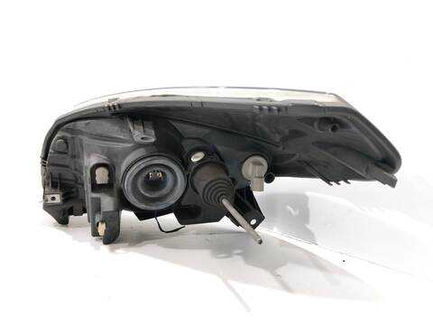 Foto 3ª: Faro Izquierdo Dacia Sandero LAUREATE 1 DCI DIESEL CAT 86CV (2008)
