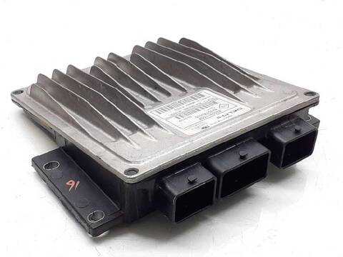 Centralita Motor ECU Dacia Sandero LAUREATE 68CV 50KW