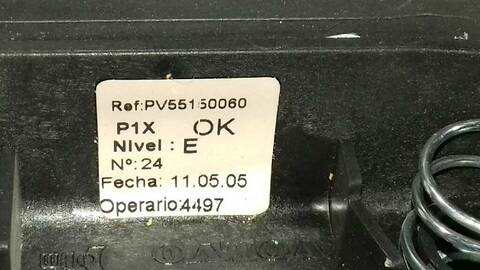 Foto 3ª: Volante Volvo V50 2.0 D MOMENTUM 136CV 100KW FAMILIAR [D4204T] (2005)