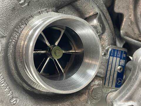 Foto 2ª: Turbocompresor Mercedes Clase E 180 651924 FAMILIAR (2014)