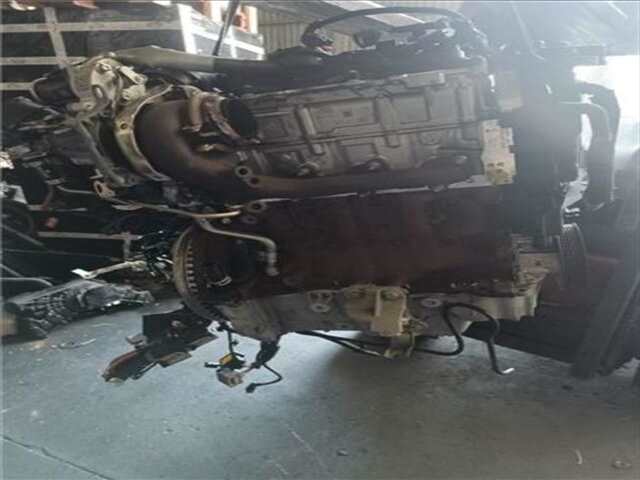 Foto 3ª: Motor Completo Renault Clio 1.5 EQUILIBRE [1.5 LTR. - 74 KW BLUE DCI DIESEL FAP]